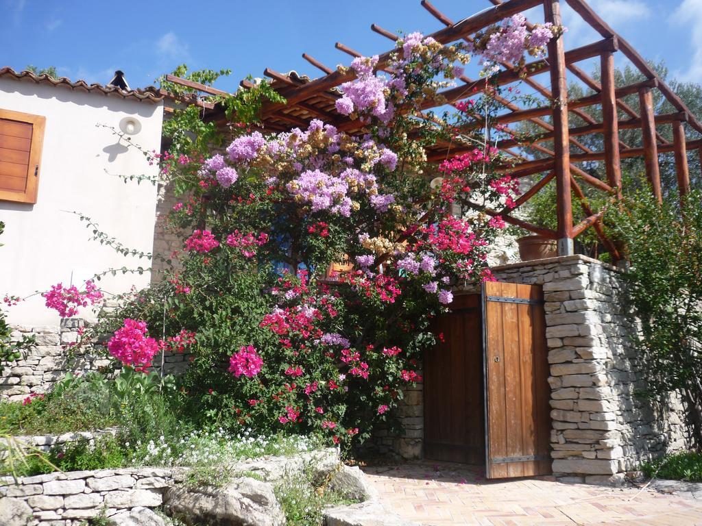 Bed and Breakfast Rocca Del Vento San Pantaleone Exterior foto