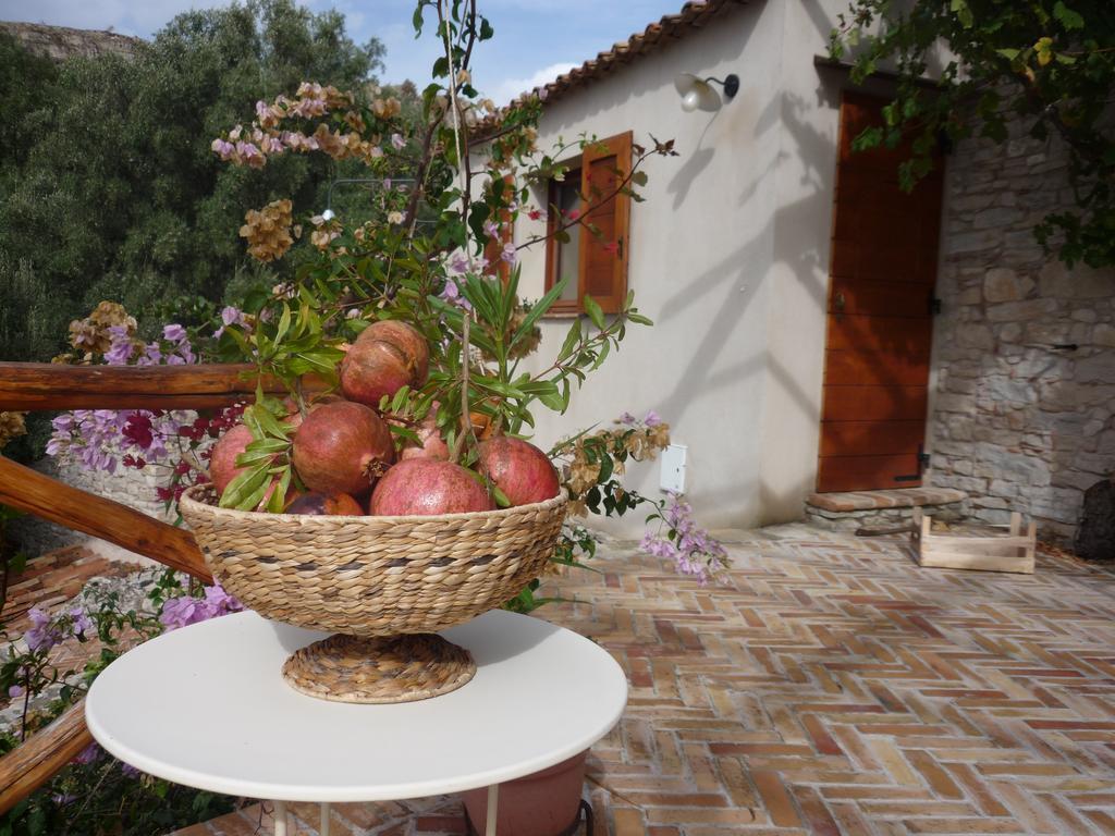 Bed and Breakfast Rocca Del Vento San Pantaleone Exterior foto