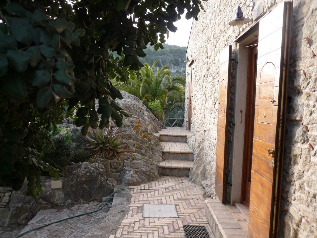 Bed and Breakfast Rocca Del Vento San Pantaleone Zimmer foto